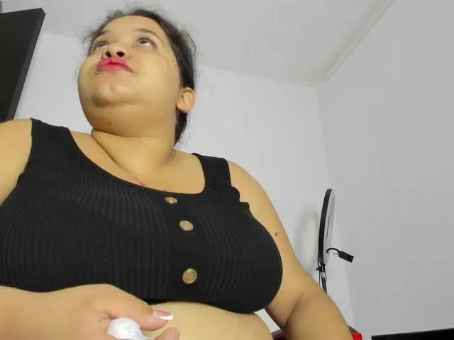 biancastrongg free chat on liveonude Image 9