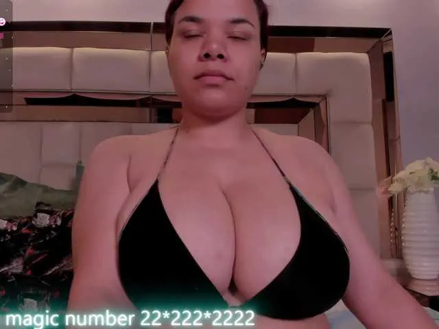 wet_xxpussy55 free chat on liveonude Image 18