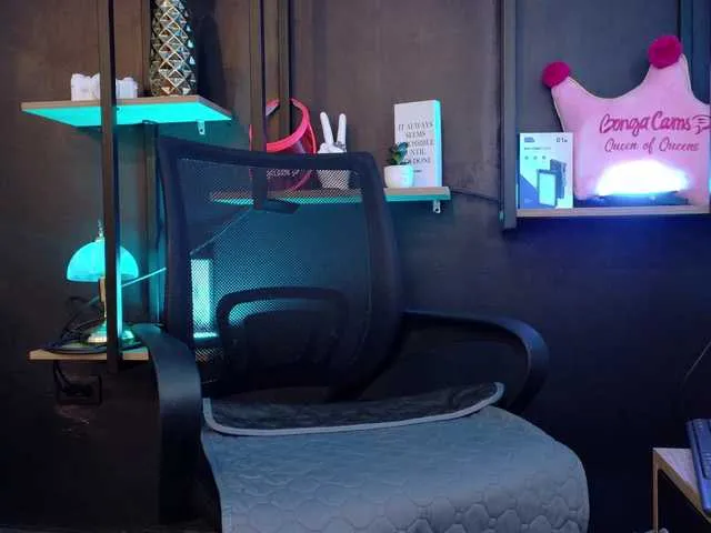 Katyushaa free chat on liveonude Image 3