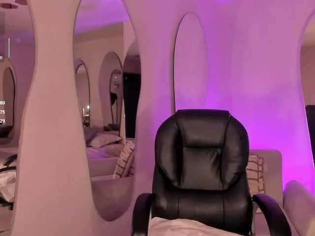 kaylafisherxoxo free chat on liveonude Image 10