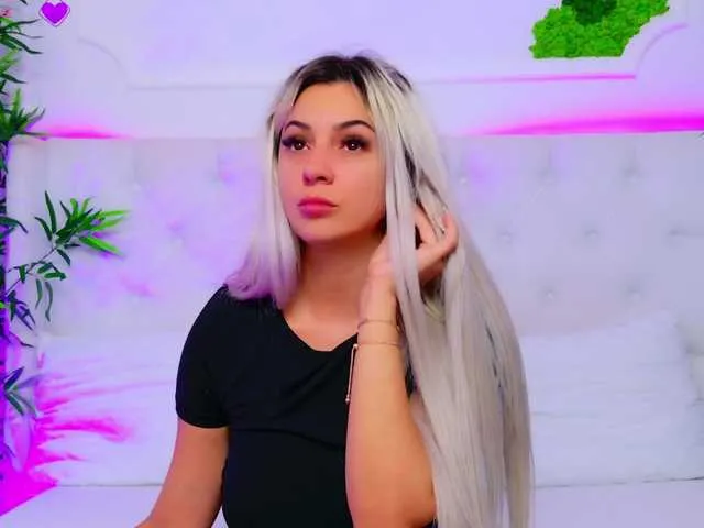 23-Mandarinka free chat on liveonude Image 13