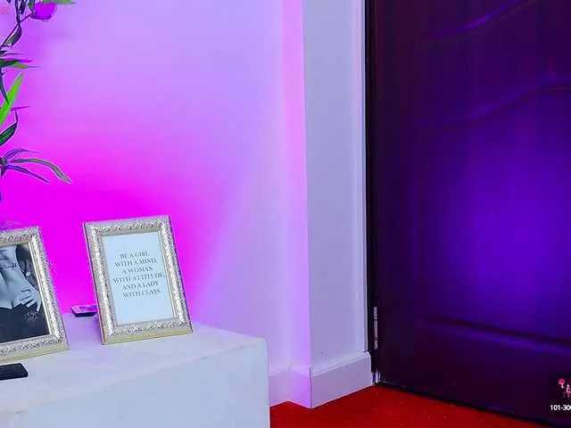 23-Mandarinka free chat on liveonude Image 18