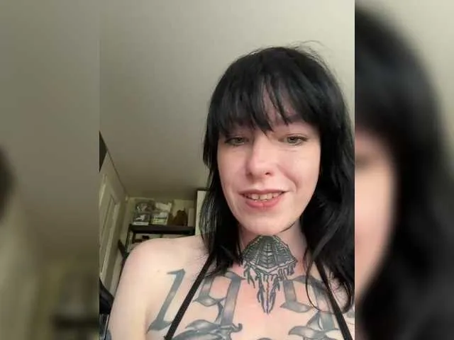 xunybany free chat on liveonude Image 3