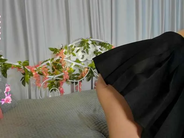 BELBIG free chat on liveonude Image 6