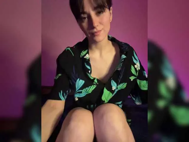 Asya- free chat on liveonude