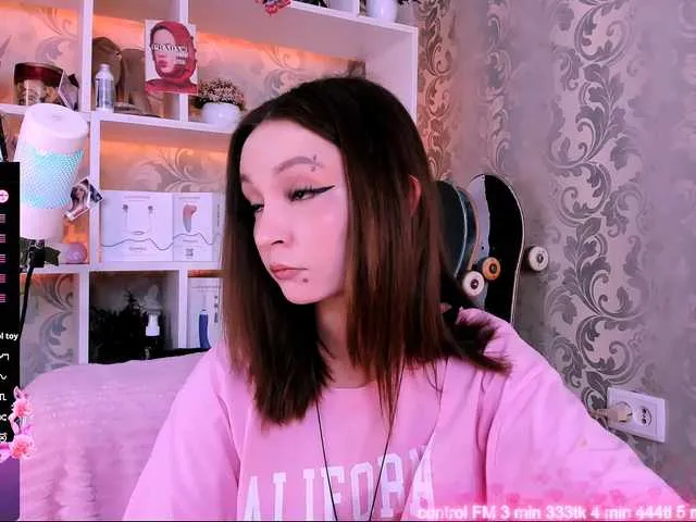 ELENA-XXX free chat on liveonude Image 11