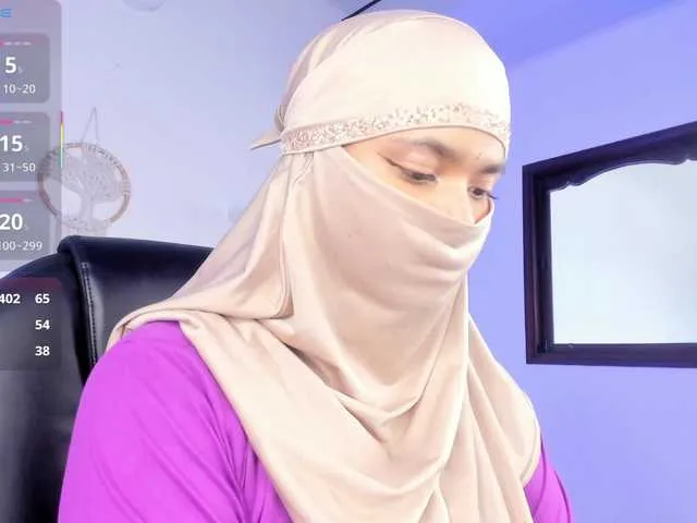 DiamondJo free chat on liveonude Image 18