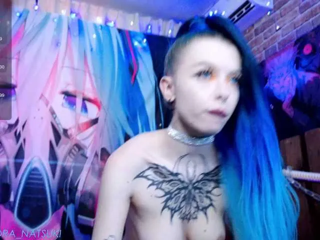 xunybany free chat on liveonude Image 4