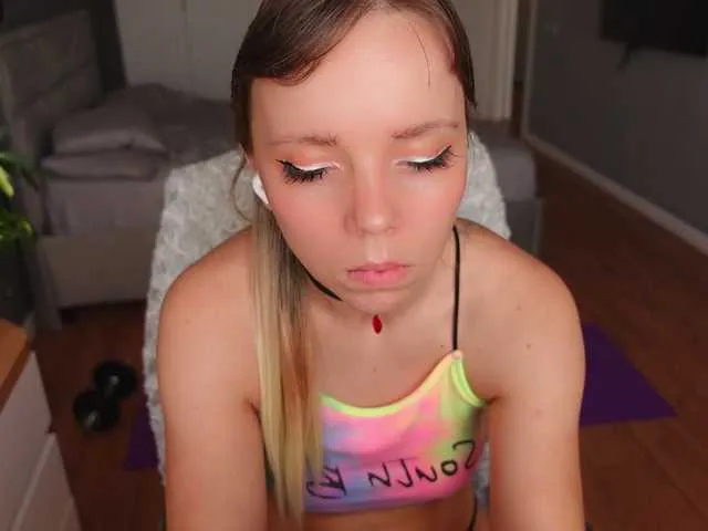 ELENA-XXX free chat on liveonude Image 7