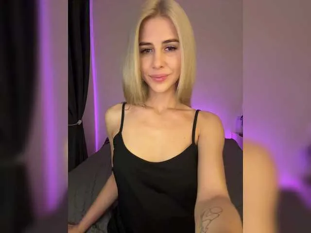 Baby-Mariposa free chat on liveonude