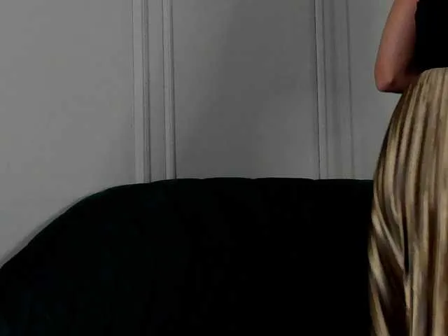 HEYBANANA free chat on liveonude Image 12