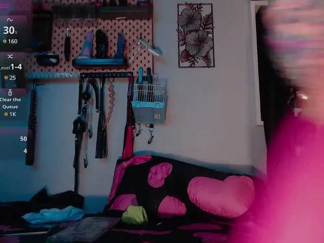 xunybany free chat on liveonude Image 3