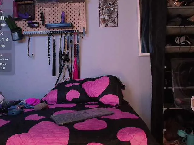 xunybany free chat on liveonude Image 9