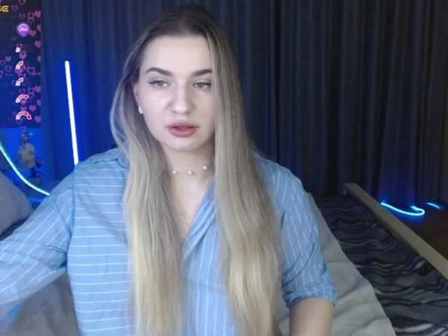 DiamondJo free chat on liveonude Image 15