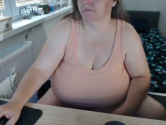 Sexycikas free chat on liveonude Image 8