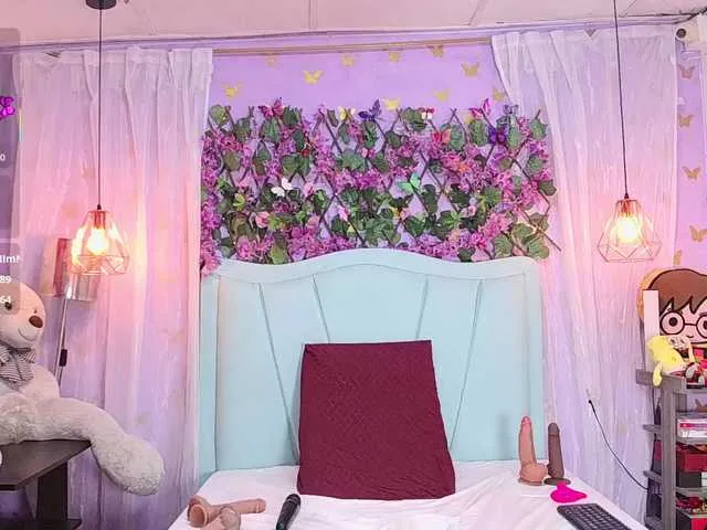 hidianapaola free chat on liveonude Image 5