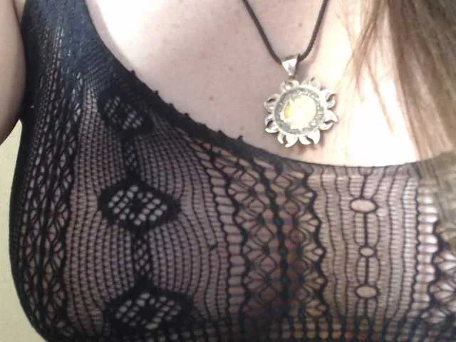 DiamondJo free chat on liveonude Image 3