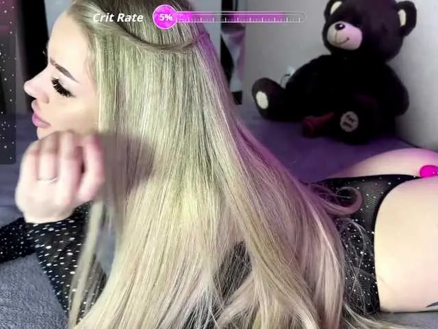 tinnymonroe free chat on liveonude Image 3