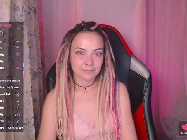 sarah_haggai free chat on liveonude Image 17