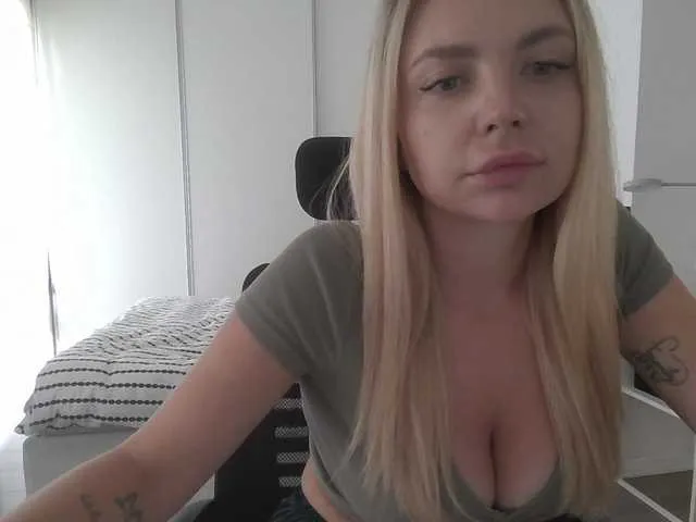 LanaLeetr1 free chat on liveonude Image 2