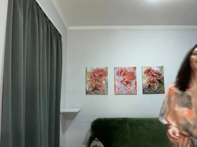 DiamondJo free chat on liveonude Image 19