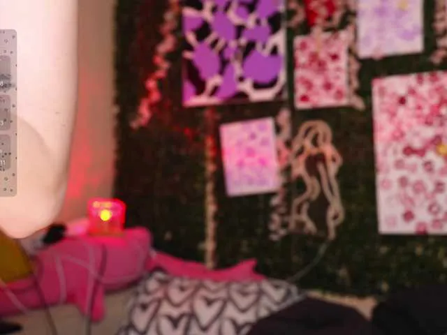 PinkFoxya free chat on liveonude Image 16