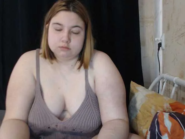 Katyushaa free chat on liveonude Image 3