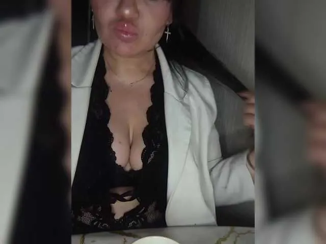 priyonti34 free chat on liveonude Image 4