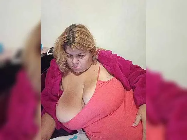 ELENA-XXX free chat on liveonude Image 19