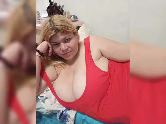 ELENA-XXX free chat on liveonude Image 4