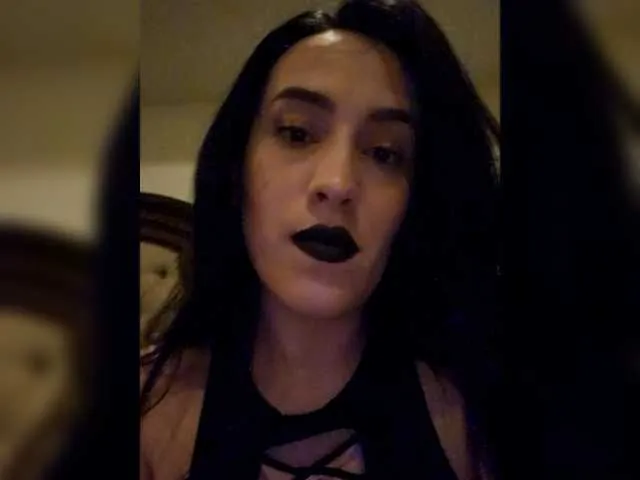 BELBIG free chat on liveonude Image 2