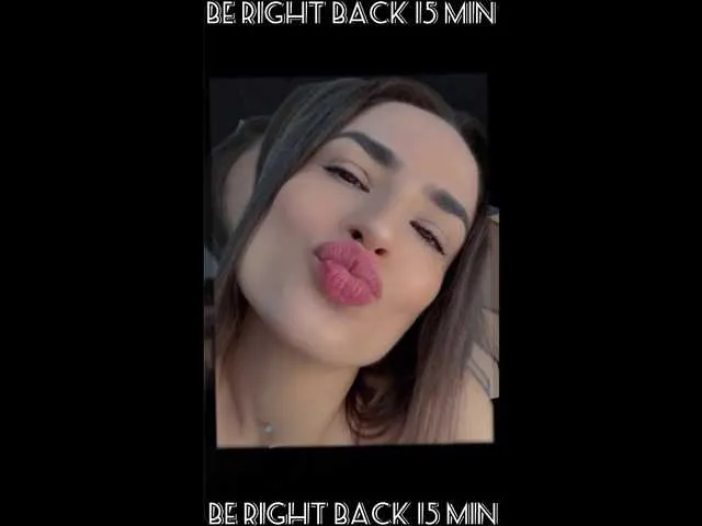 vika_loves_you free chat on liveonude Image 18