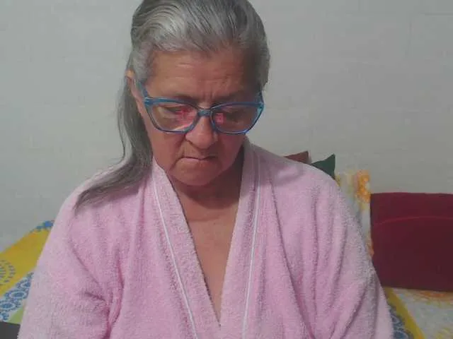 bridgetjean free chat on liveonude Image 3