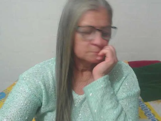 bridgetjean free chat on liveonude Image 4