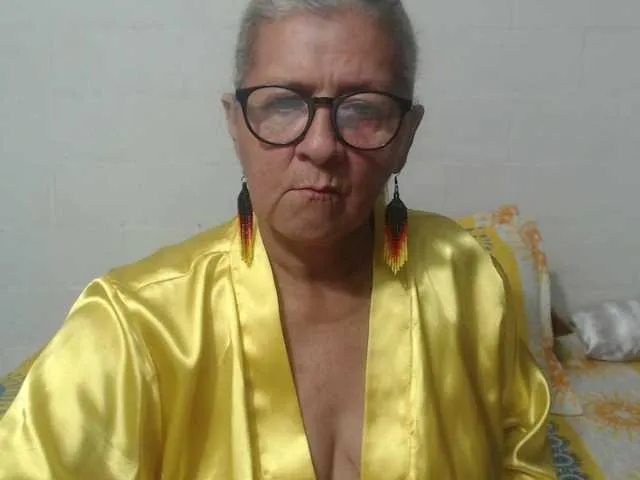 bridgetjean free chat on liveonude Image 5