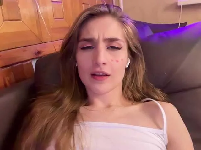 CandyBoom free chat on liveonude