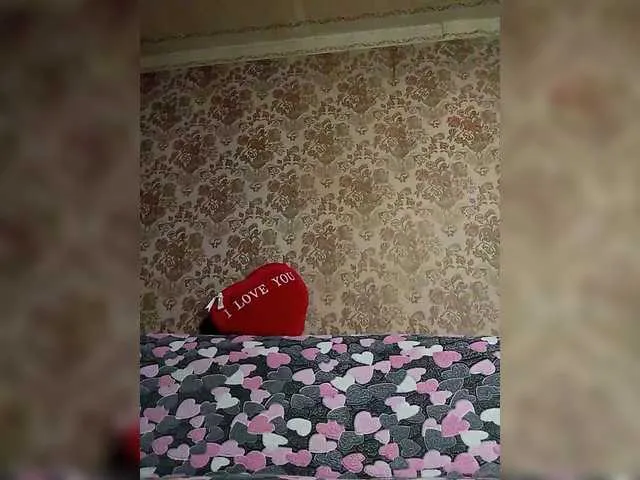 DiamondJo free chat on liveonude Image 2