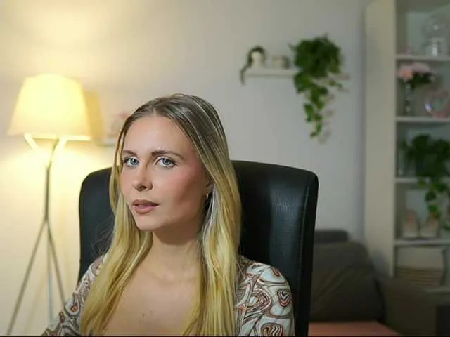 shy_boy17 free chat on liveonude Image 16