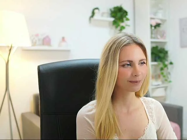 shy_boy17 free chat on liveonude Image 3