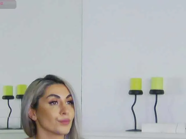 remax14 free chat on liveonude Image 14