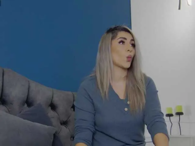 remax14 free chat on liveonude Image 19