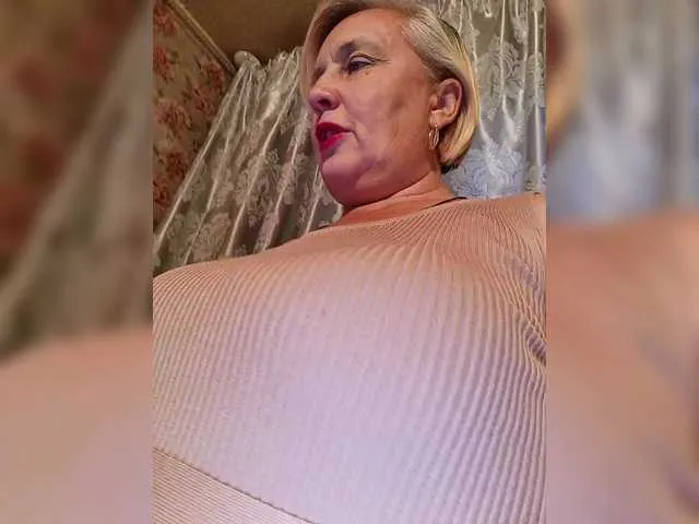 switie23 free chat on liveonude Image 17