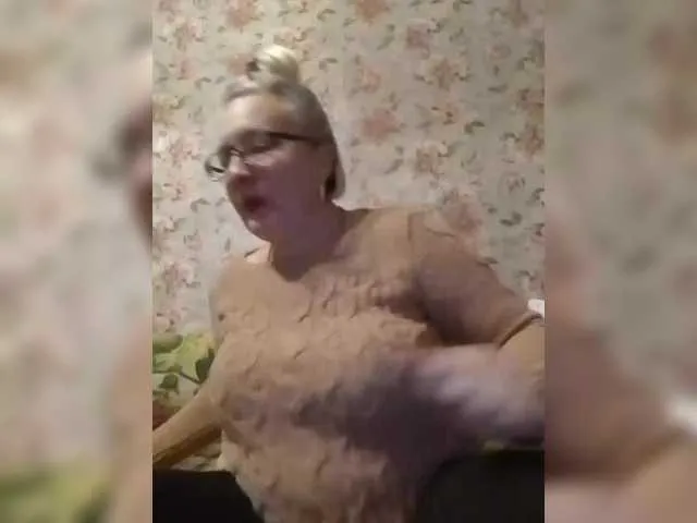 switie23 free chat on liveonude Image 19