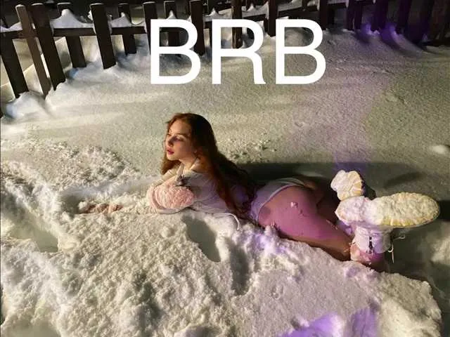 Katty-Kiss- free chat on liveonude Image 4