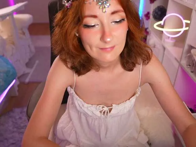 mara_summer free chat on liveonude Image 11