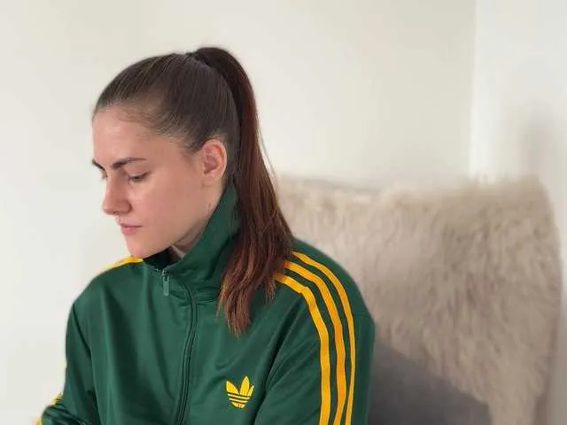 DiamondJo free chat on liveonude Image 11