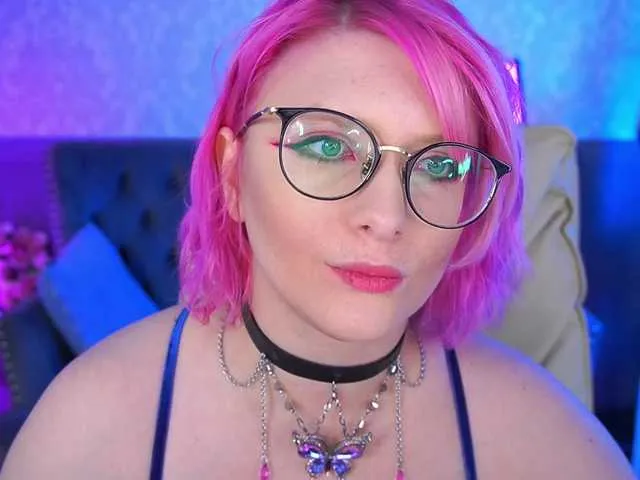 xunybany free chat on liveonude Image 13