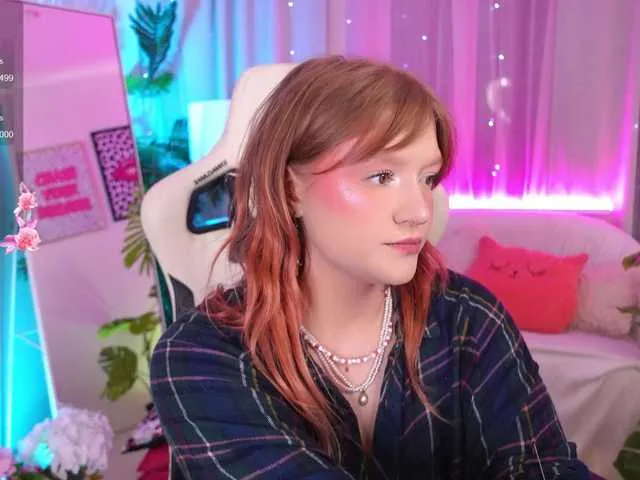 PinkFoxya free chat on liveonude Image 19