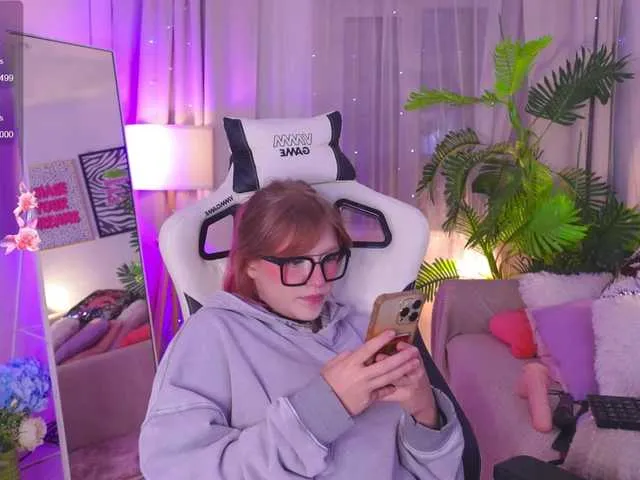 PinkFoxya free chat on liveonude Image 6