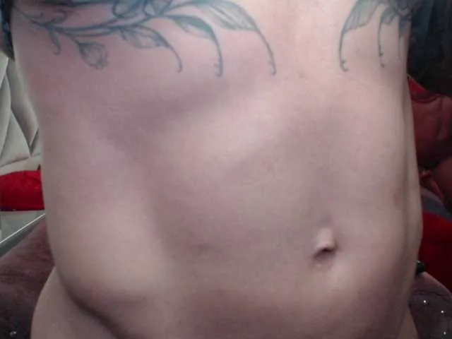 sarah_haggai free chat on liveonude Image 14